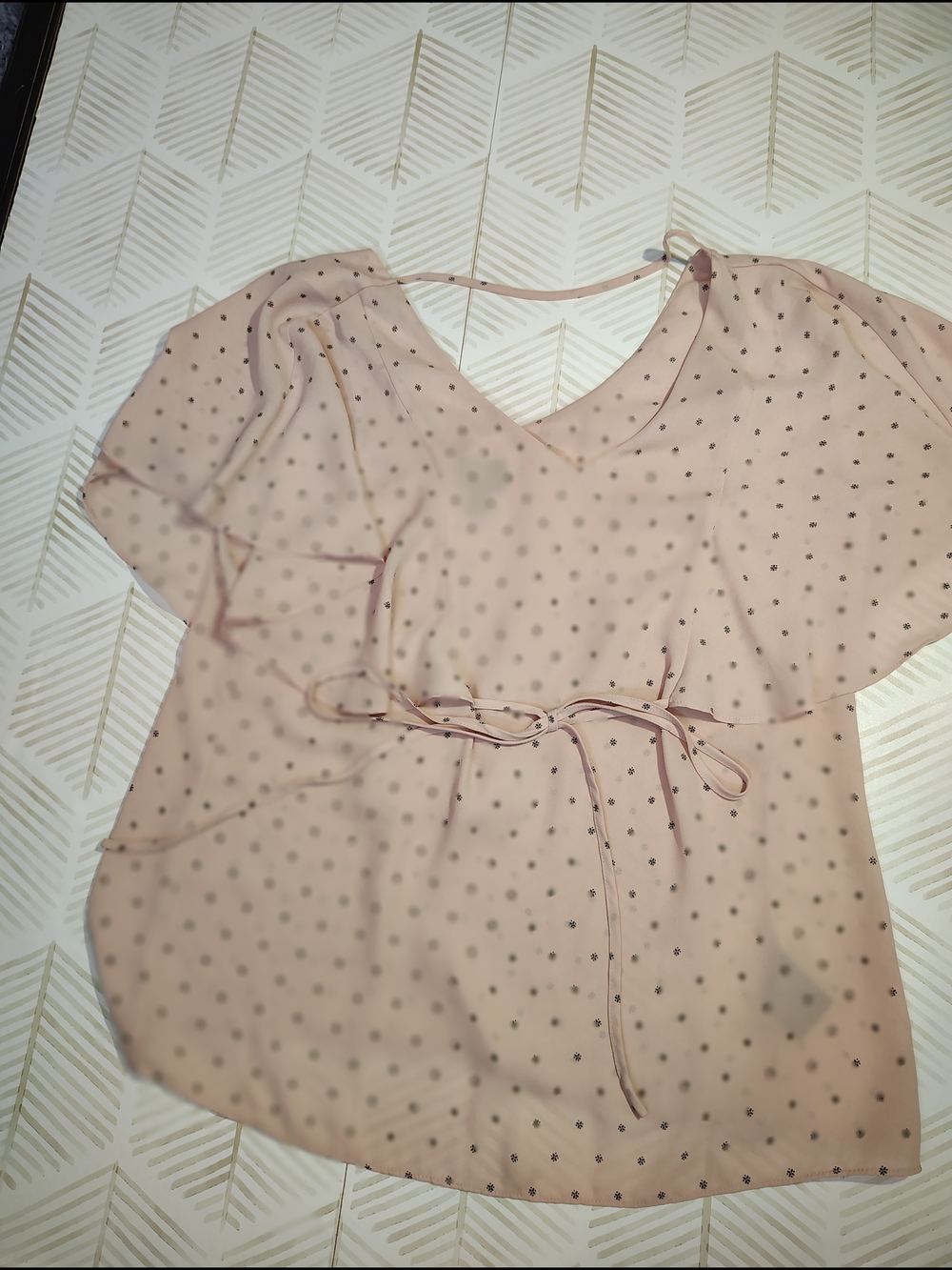 Worthington Blush Pink Polka Dot Ruffle Tie-Waist Blouse‎ Euc Medium